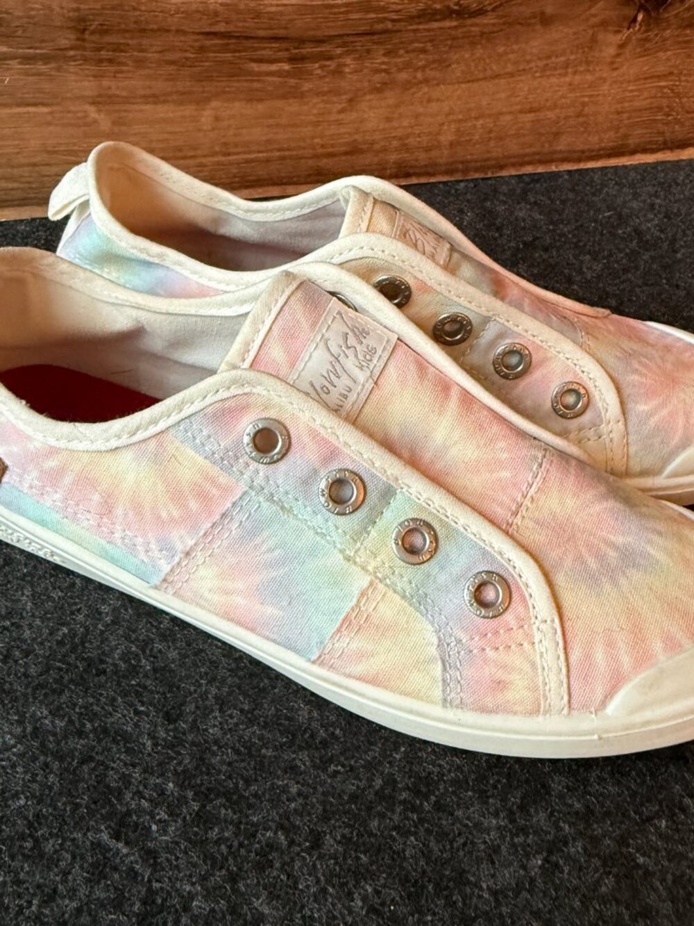 Blowfish Malibu Kids Play Tie Dye Sneakers Size 5